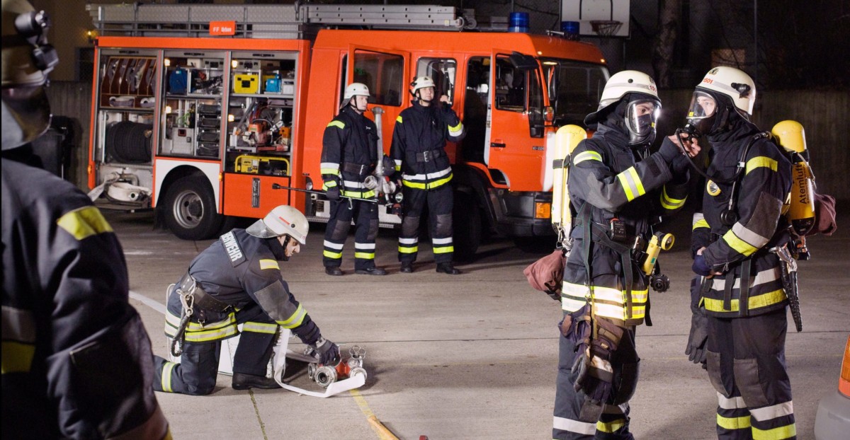 Die Feuerwehr ist auf eine funktionierende PSA angewiesen.